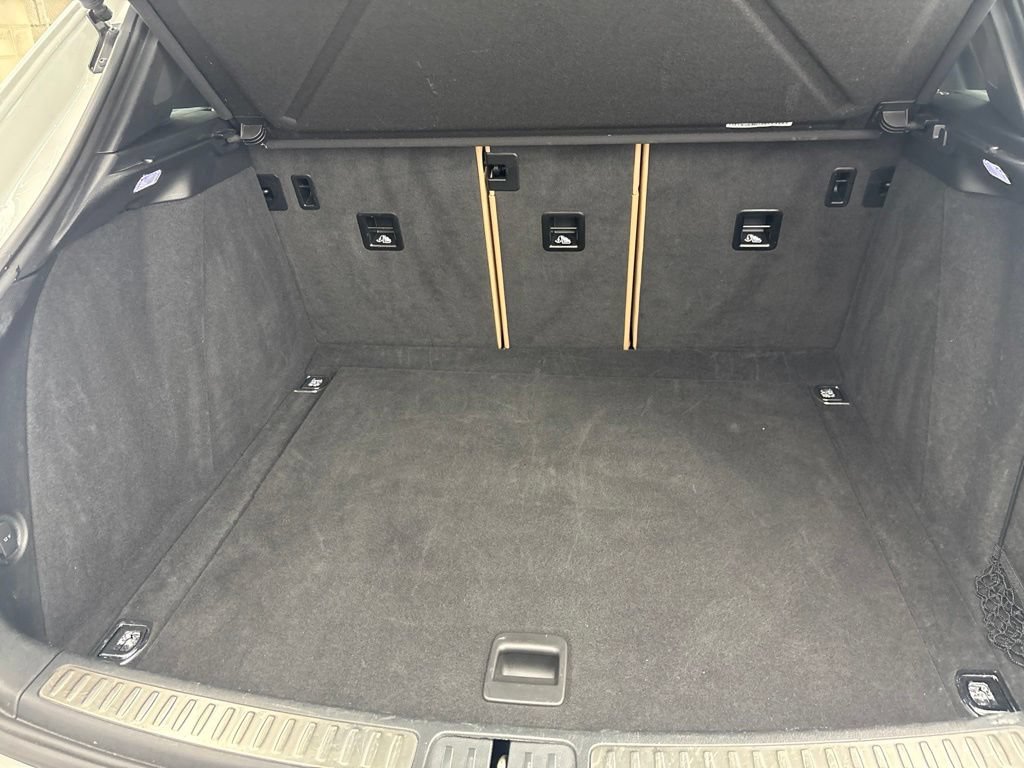Certified 2023 Porsche Macan S AWD/4WD image 22
