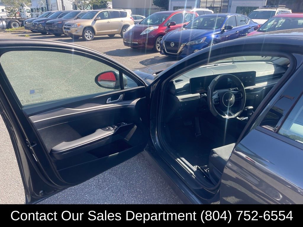 Used 2025 Kia K5 LXS image 10