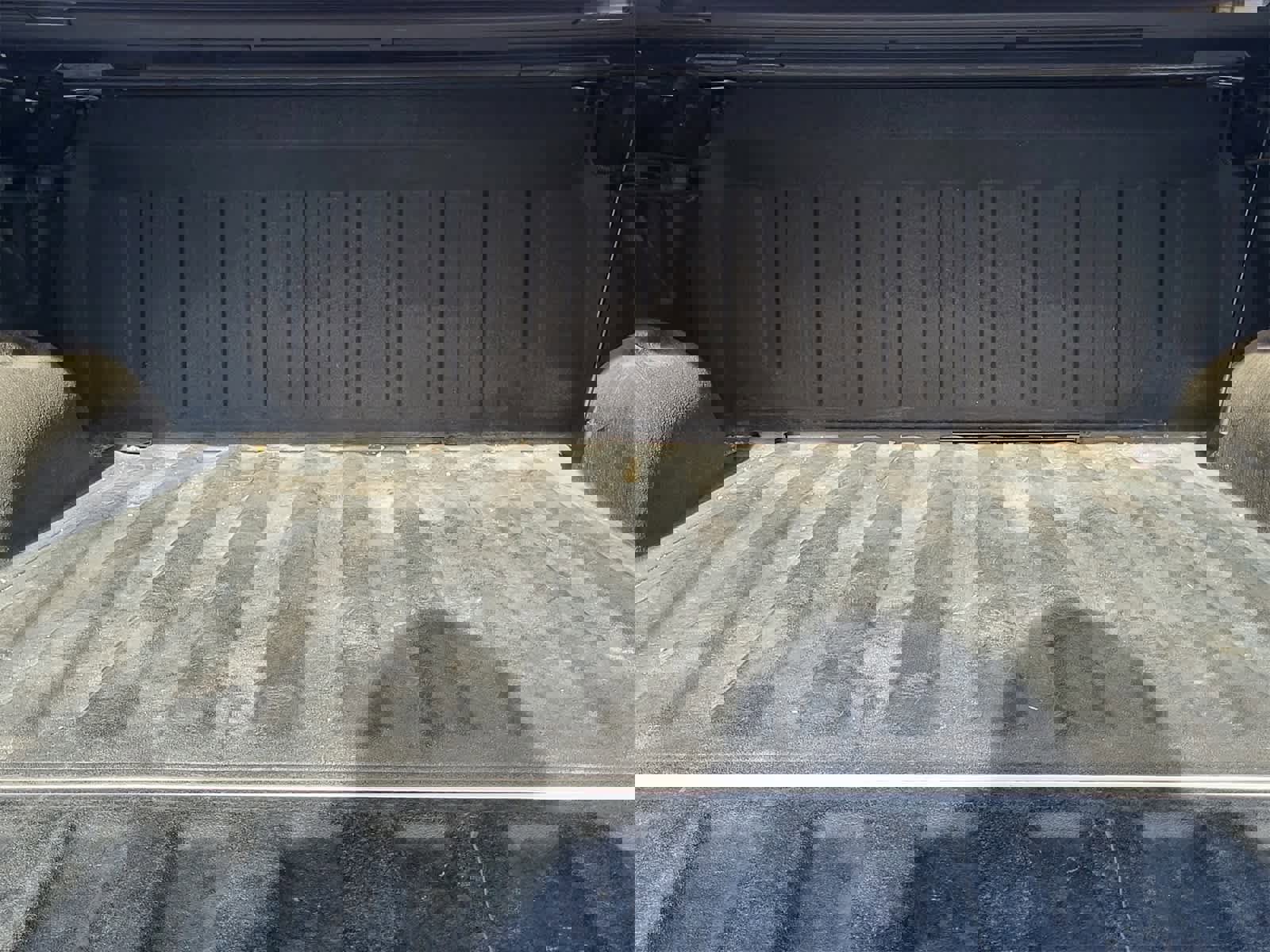 Used 2020 RAM 1500 Limited image 31