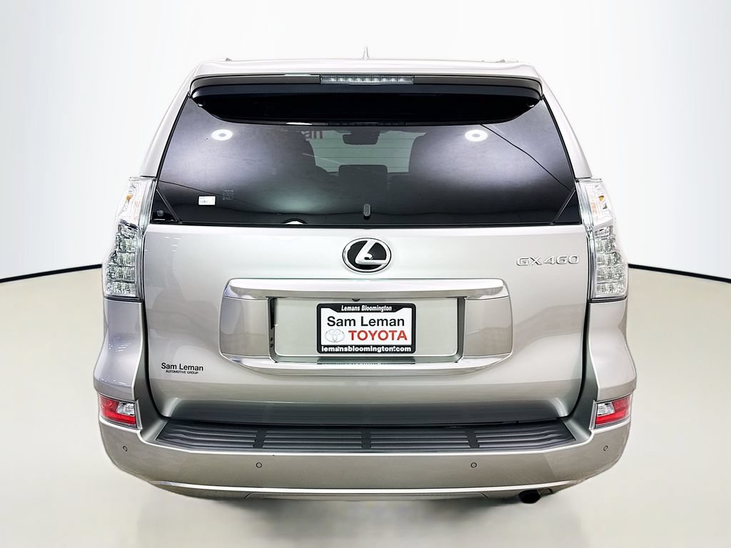 Used 2023 Lexus GX 460 Luxury w/ Accessory Package AWD/4WD image 6