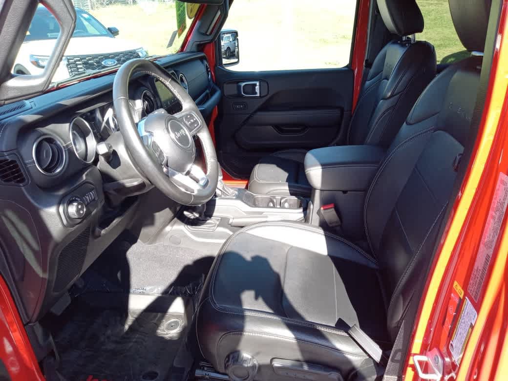 Used 2022 Jeep Gladiator Overland w/ Popular Equipment Package AWD/4WD image 15