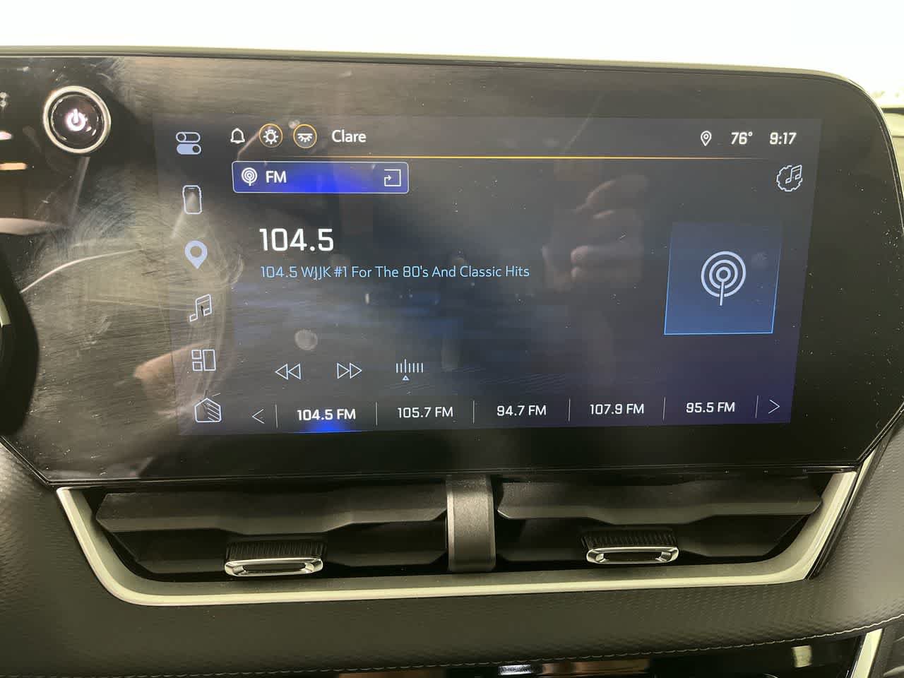 Used 2025 Chevrolet Equinox LT w/ Convenience Package II FWD image 18