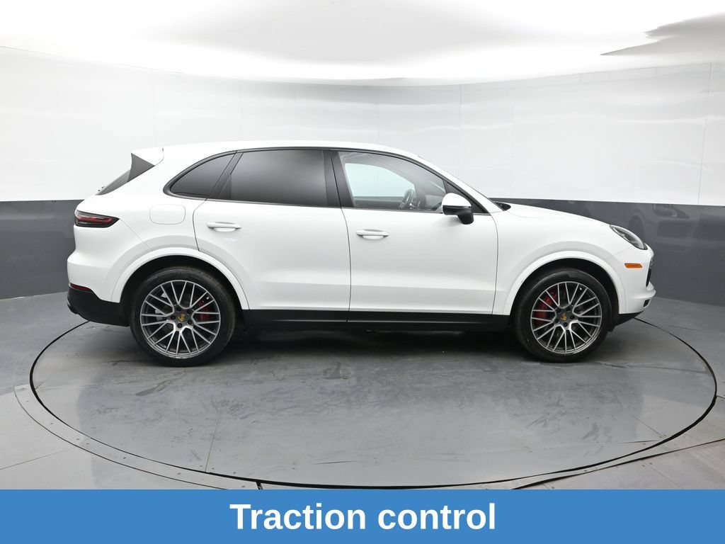 Used 2022 Porsche Cayenne AWD/4WD image 8