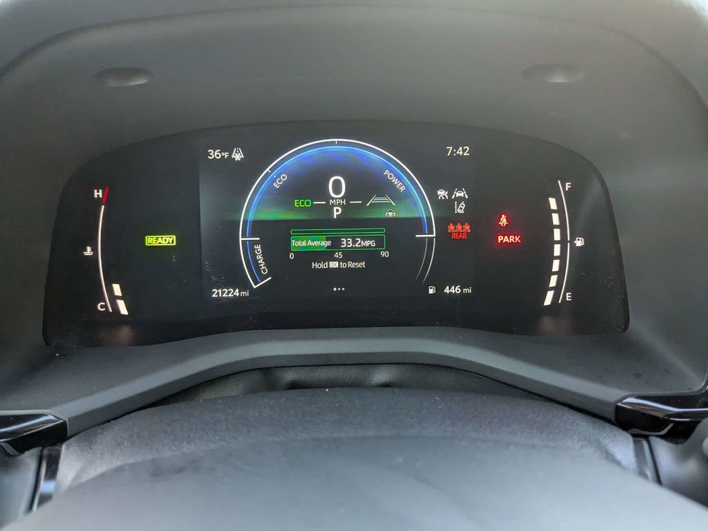 Used 2025 Toyota Camry LE image 29