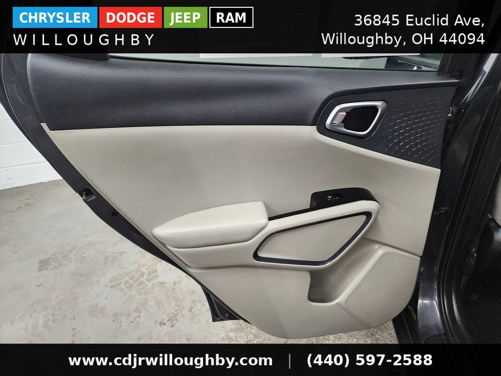 Used 2021 Kia Soul EX FWD image 27