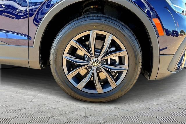 Used 2022 Volkswagen Tiguan SE image 8