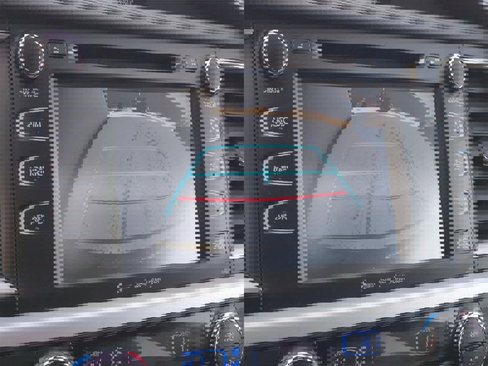 Used 2019 Toyota Highlander XLE image 29