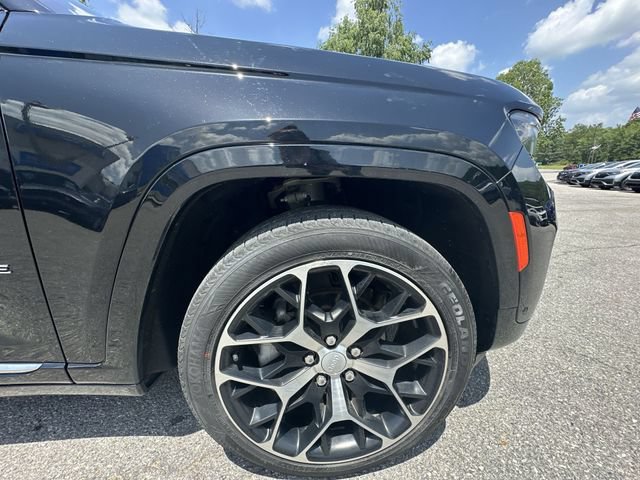 Used 2022 Jeep Grand Cherokee Summit AWD/4WD image 21