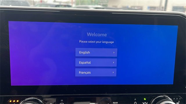 Certified 2025 Toyota Highlander Limited image 10