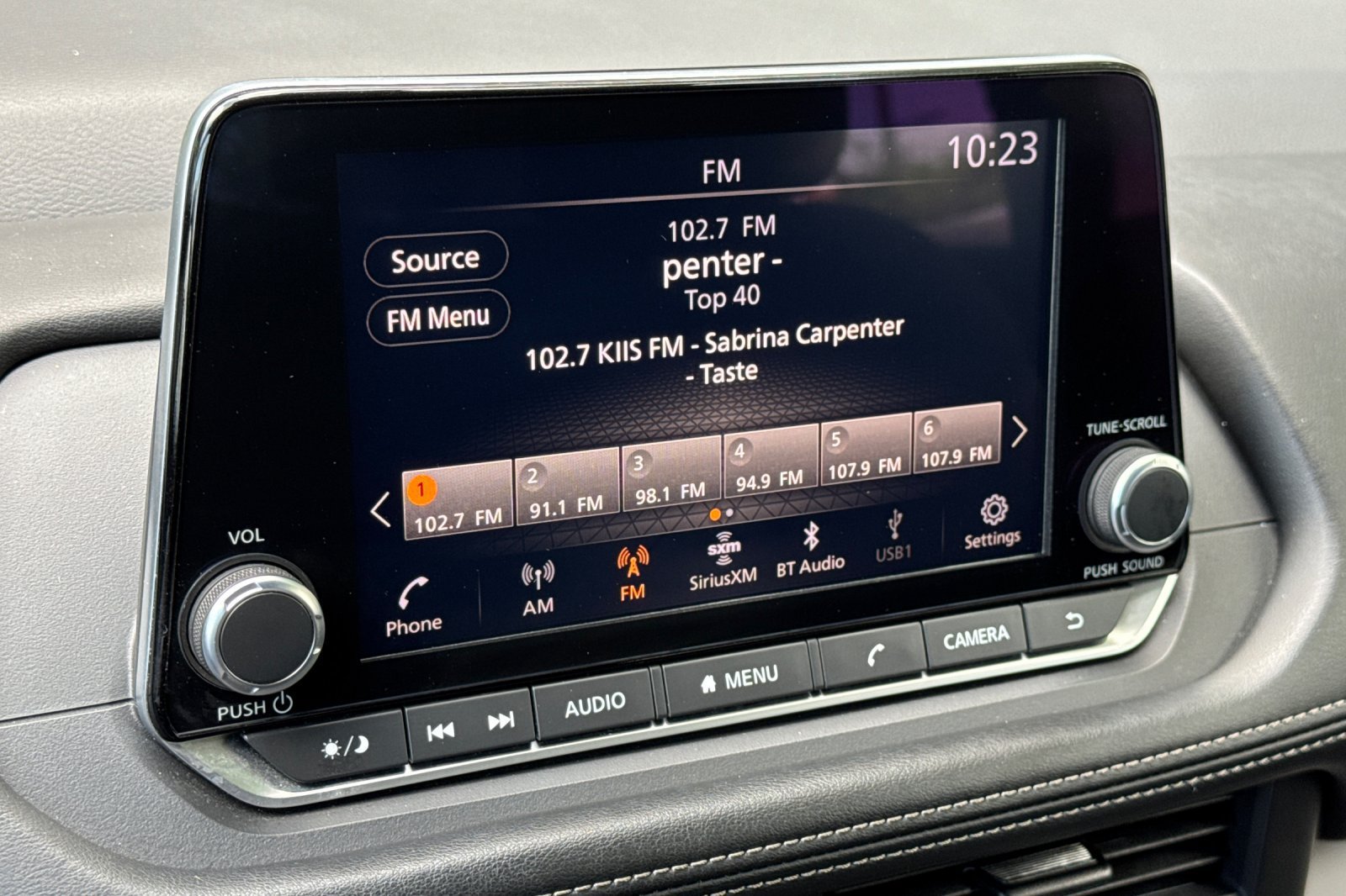 Used 2024 Nissan Rogue S FWD image 19