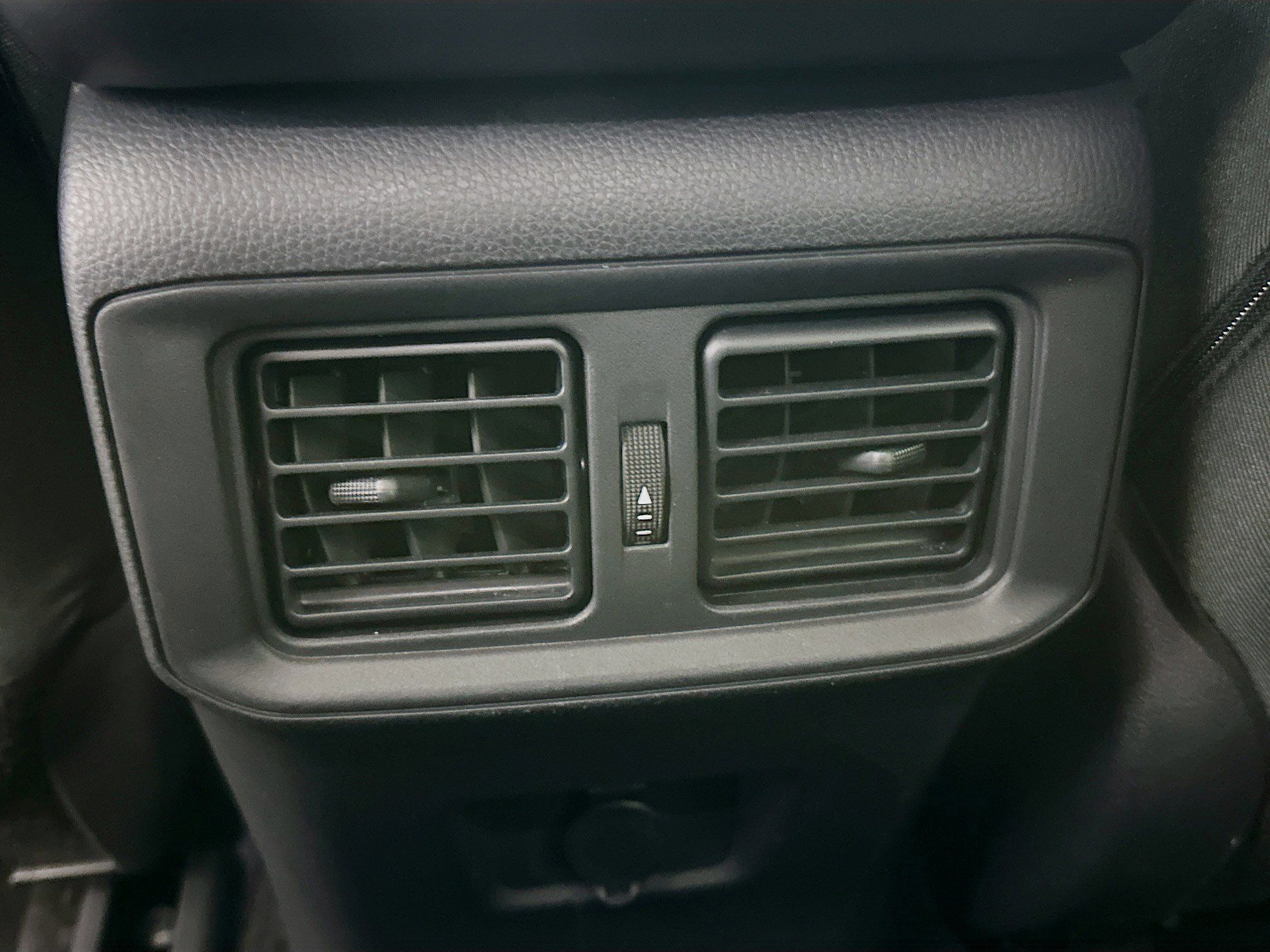 Used 2025 Toyota RAV4 LE image 26