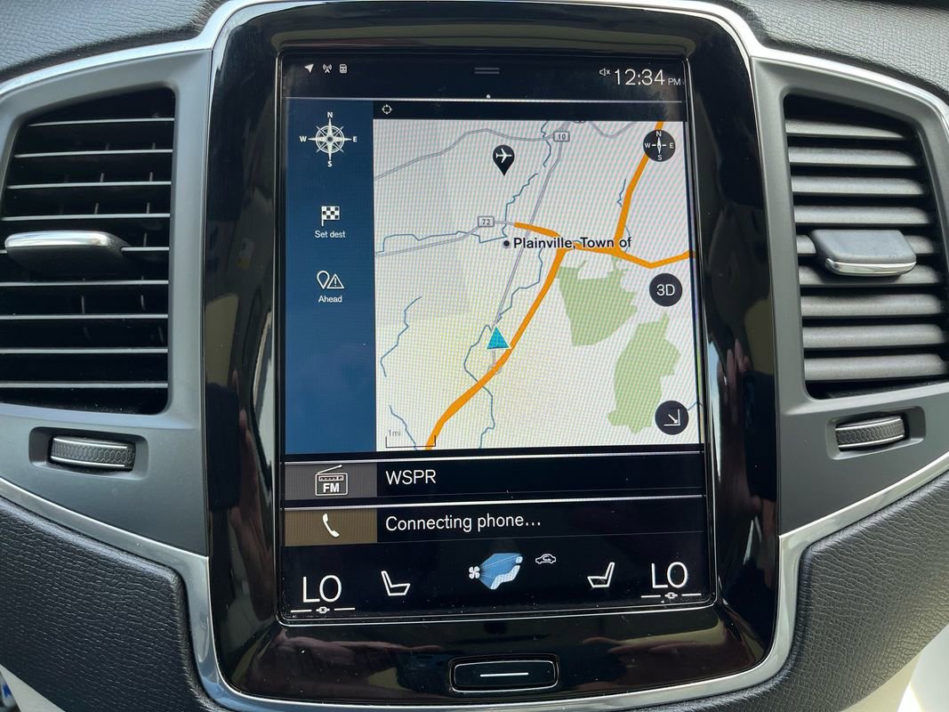 Used 2020 Volvo XC90 T6 Momentum w/ Protection Package Premier image 10