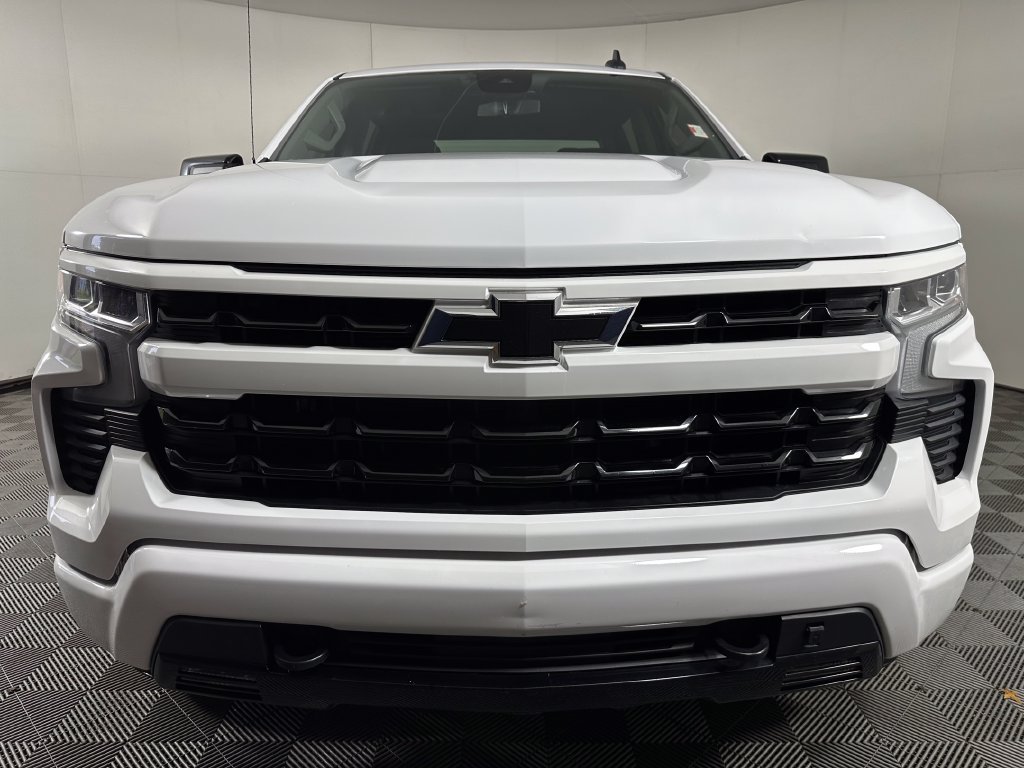 Used 2024 Chevrolet Silverado 1500 RST AWD/4WD image 8