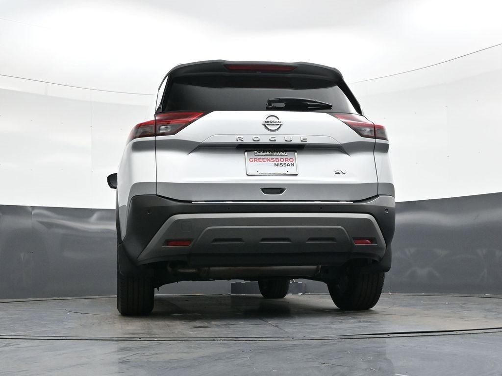 Used 2021 Nissan Rogue SV image 34