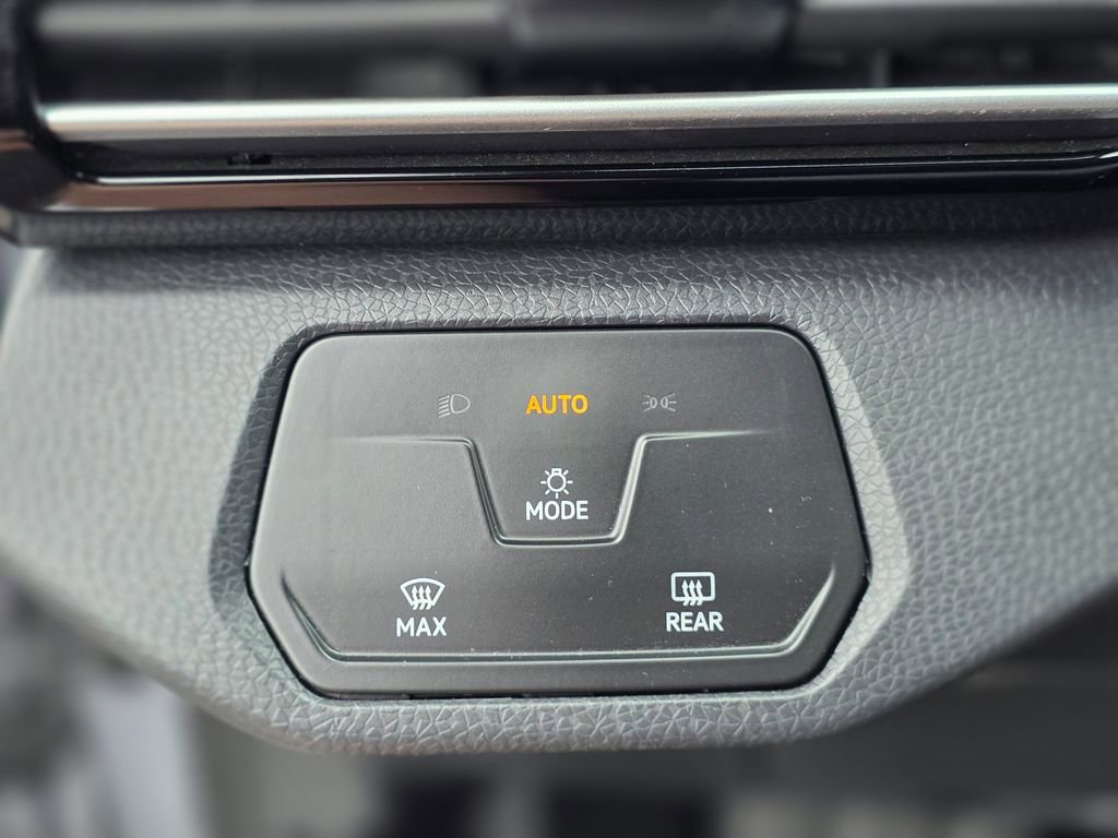 Used 2023 Volkswagen ID.4 Pro RWD image 35