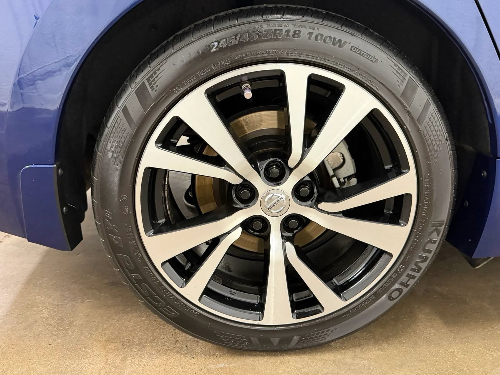 Used 2017 Nissan Maxima 3.5 SV FWD image 19