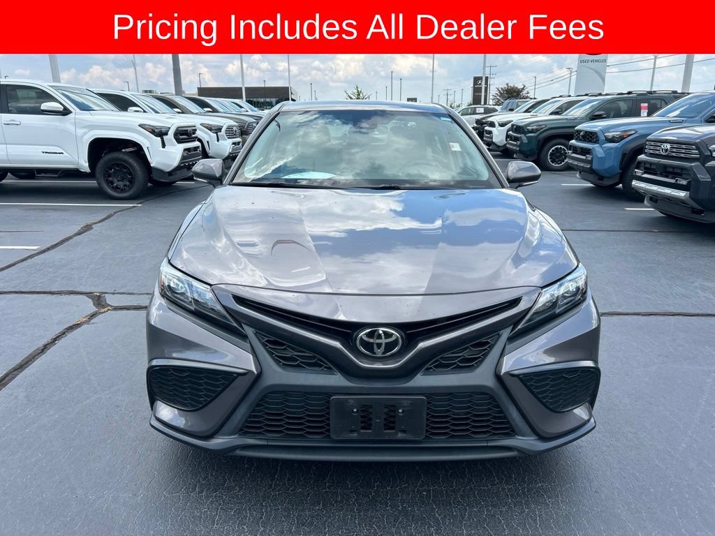 Used 2022 Toyota Camry SE FWD image 20