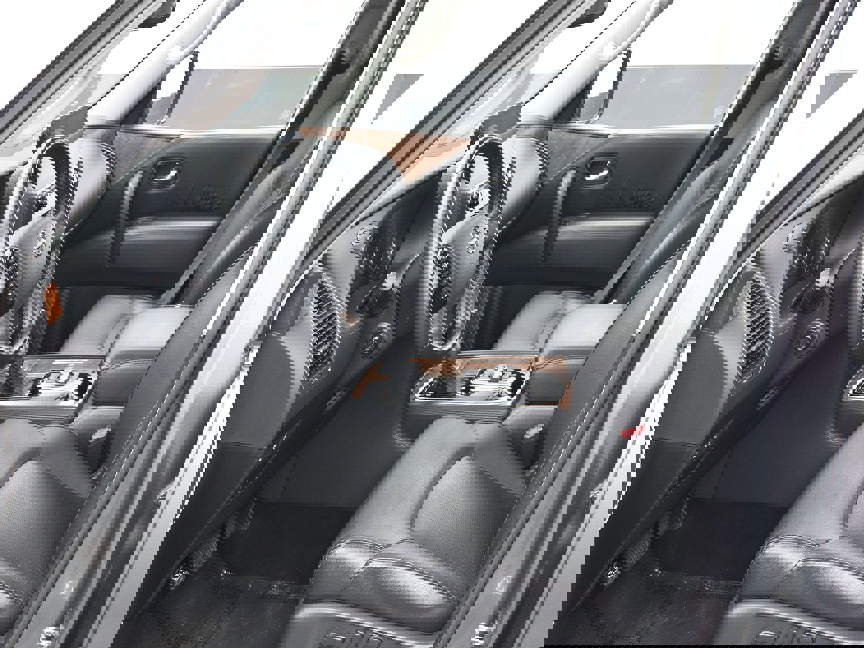 Used 2023 Nissan Armada SL image 73