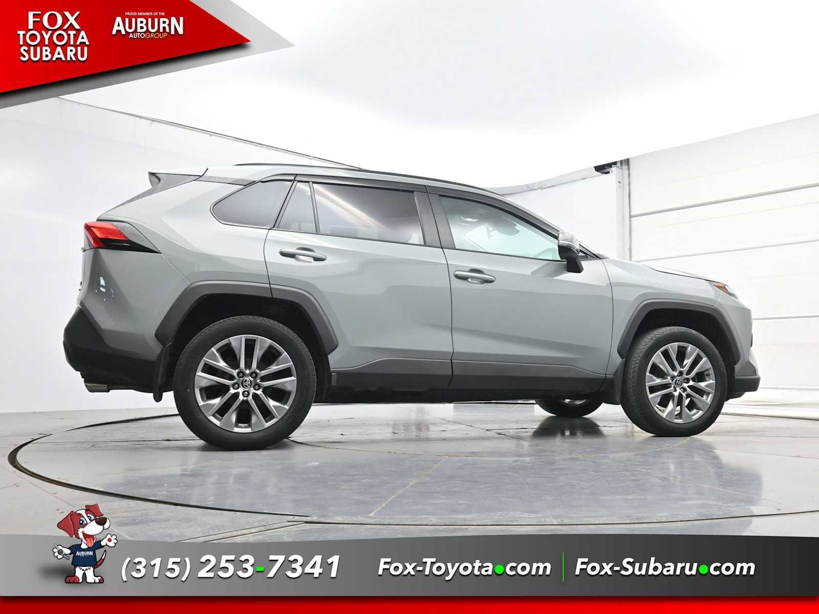 Used 2023 Toyota RAV4 XLE Premium AWD/4WD image 23