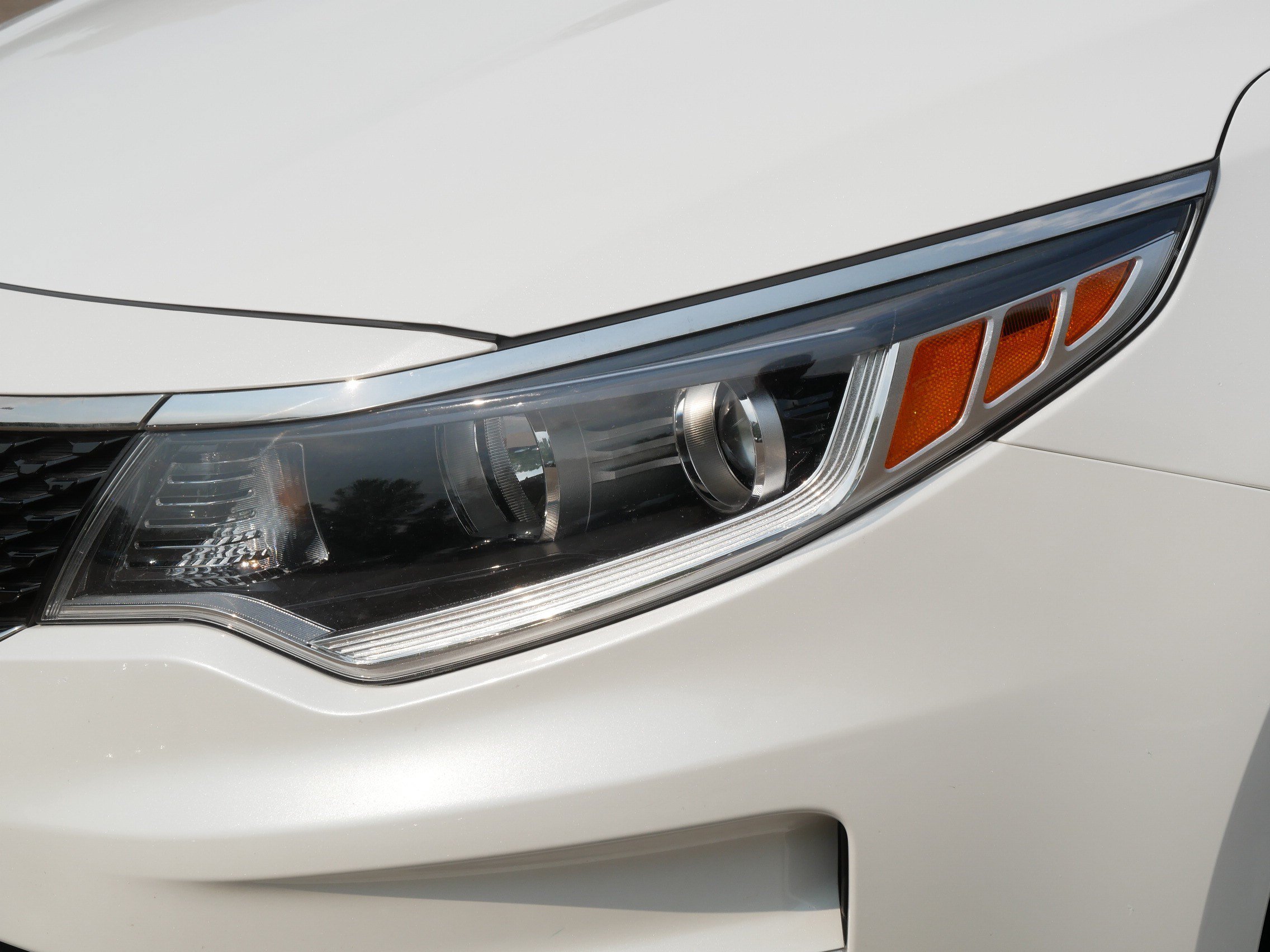 Used 2018 Kia Optima LX FWD image 16