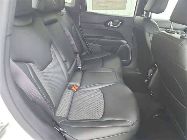 New 2026 Jeep Compass Latitude image 36