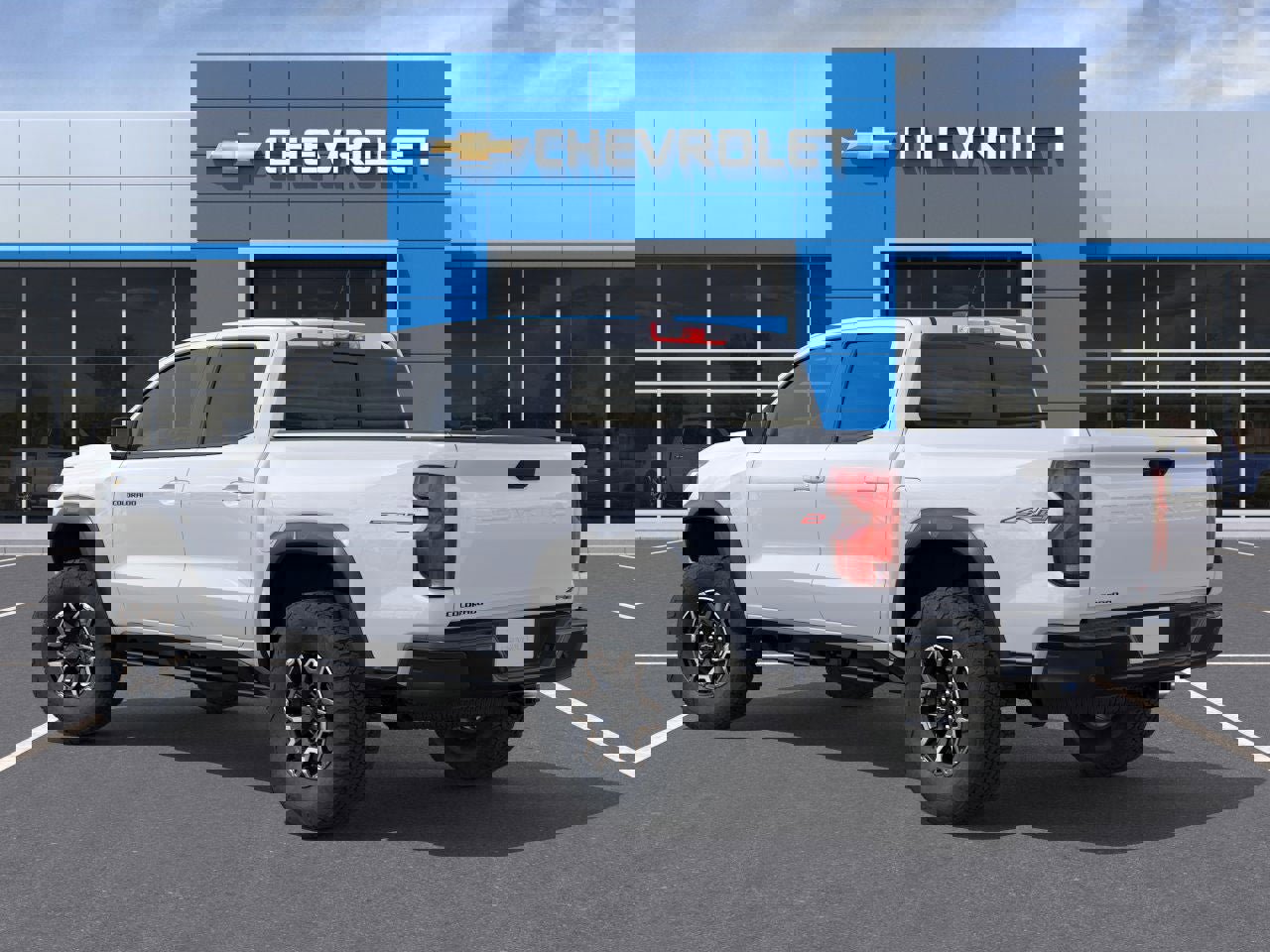 New 2026 Chevrolet Colorado ZR2 w/ Technology Package image 3