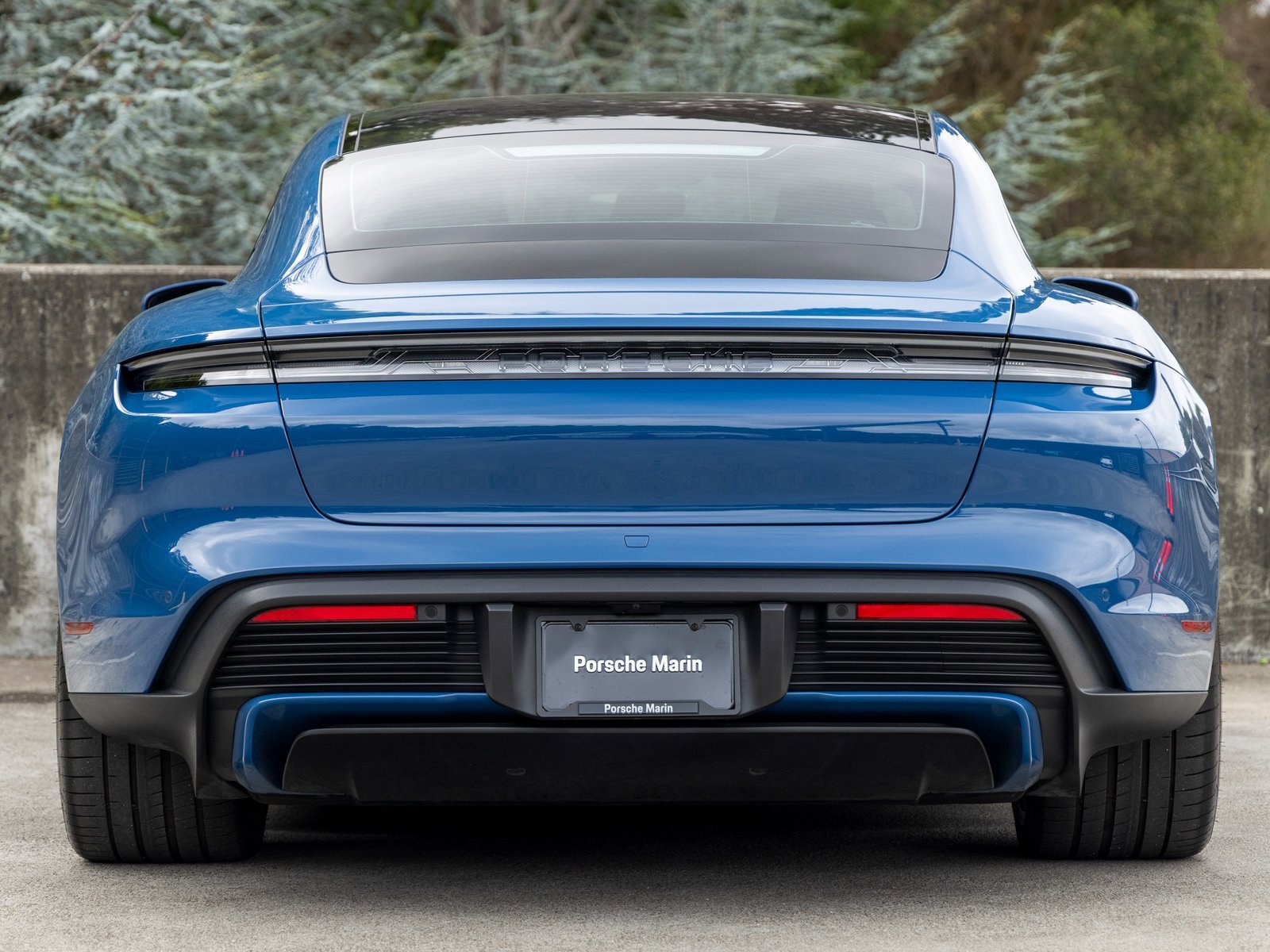 New 2025 Porsche Taycan 4S image 10