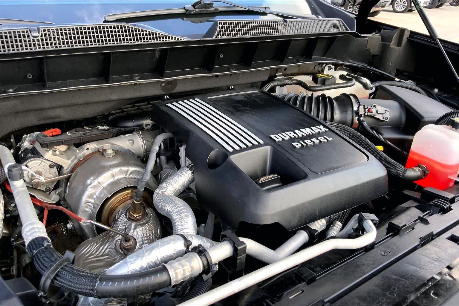 Used 2024 Chevrolet Silverado 1500 High Country w/ High Country Premium Package AWD/4WD image 65