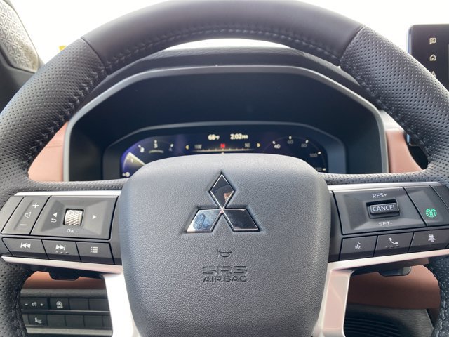 New 2026 Mitsubishi Outlander SEL AWD/4WD image 15