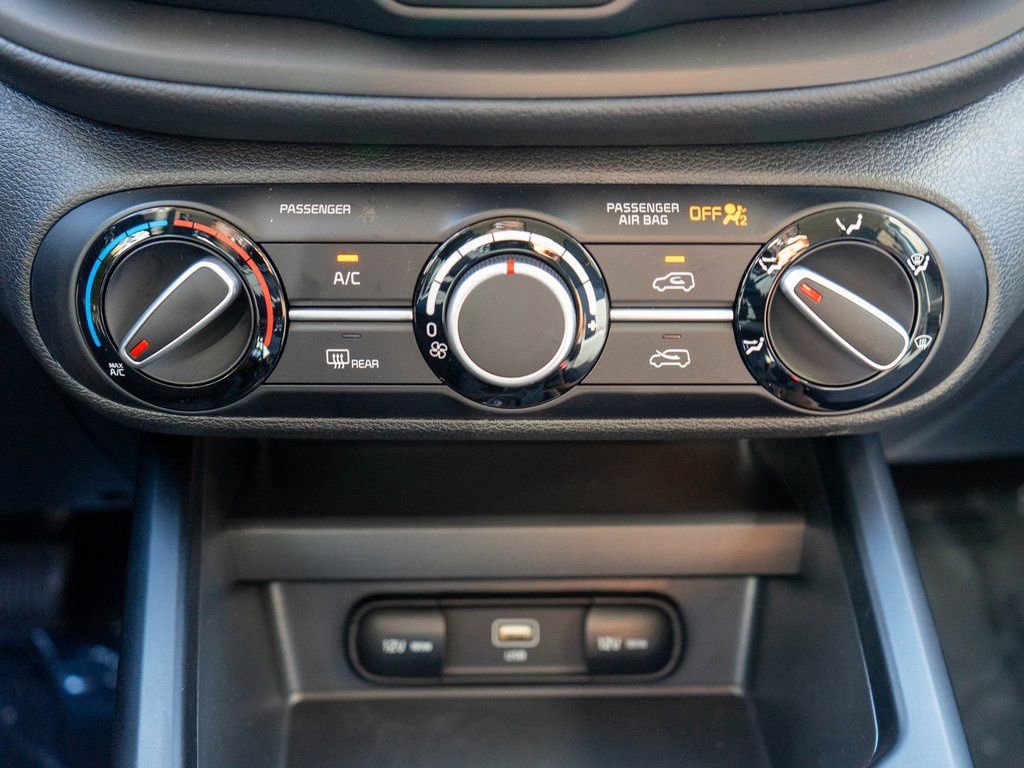 New 2025 Kia Soul LX image 22