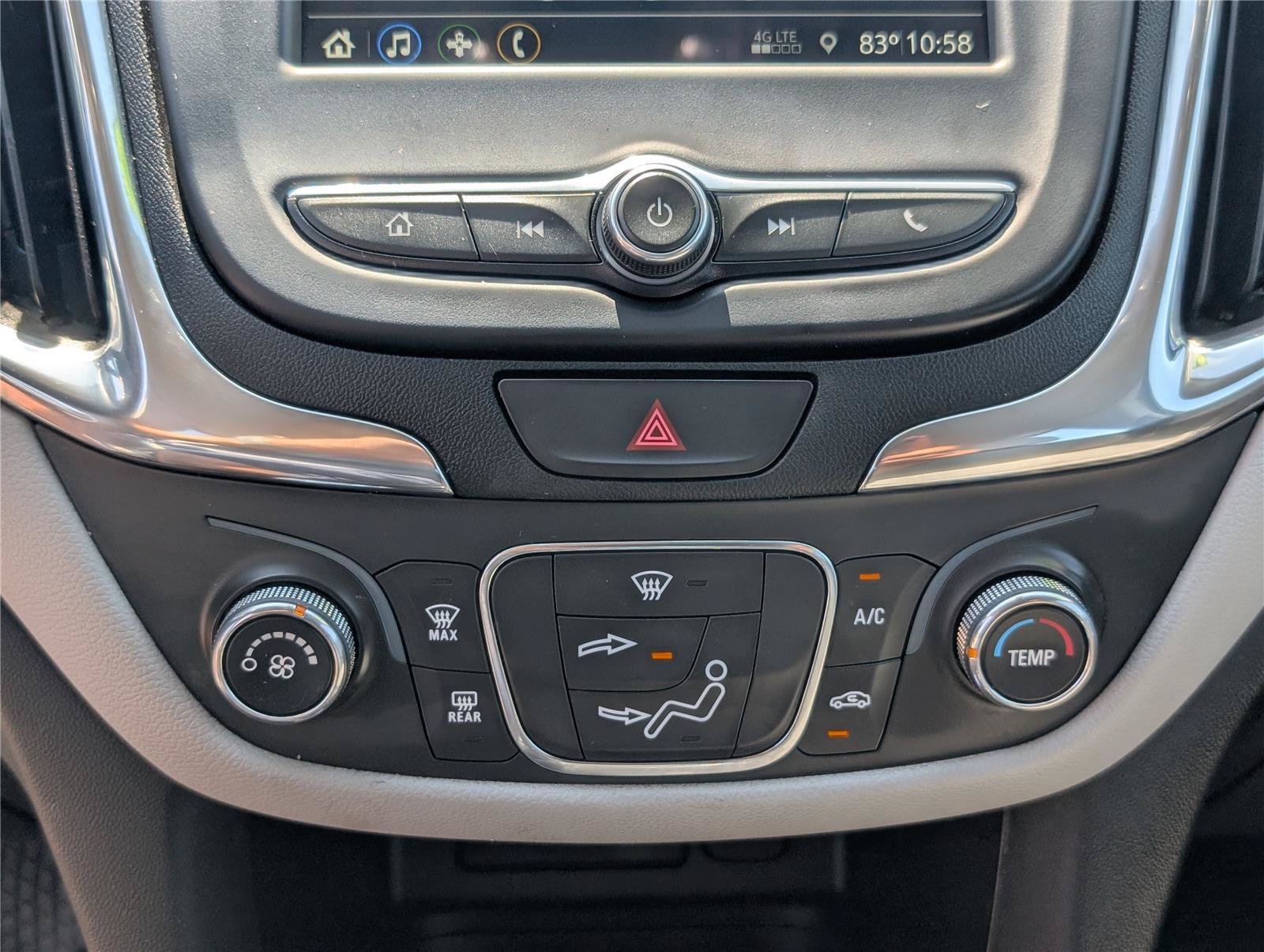 Used 2019 Chevrolet Equinox LS FWD image 24