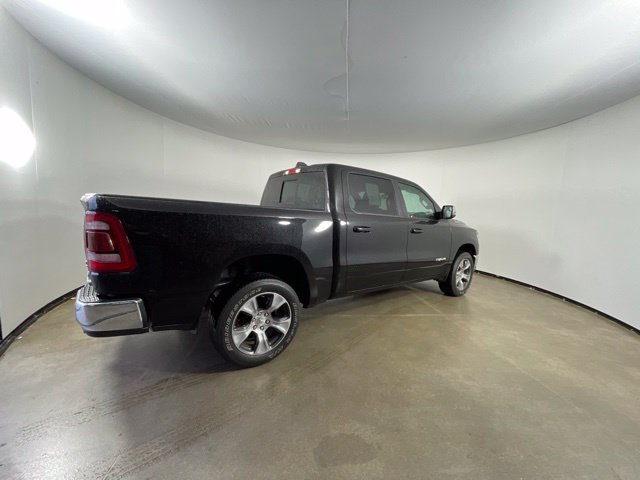 Used 2023 RAM 1500 Laramie AWD/4WD image 3
