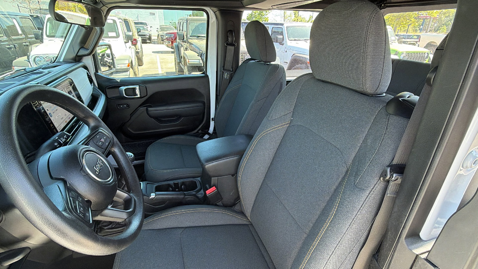 Used 2025 Jeep Wrangler Sport image 16