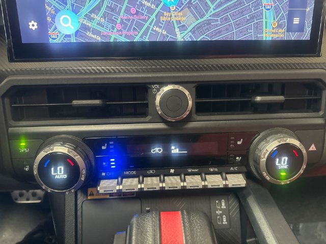 Used 2025 Toyota 4Runner TRD Pro AWD/4WD image 18
