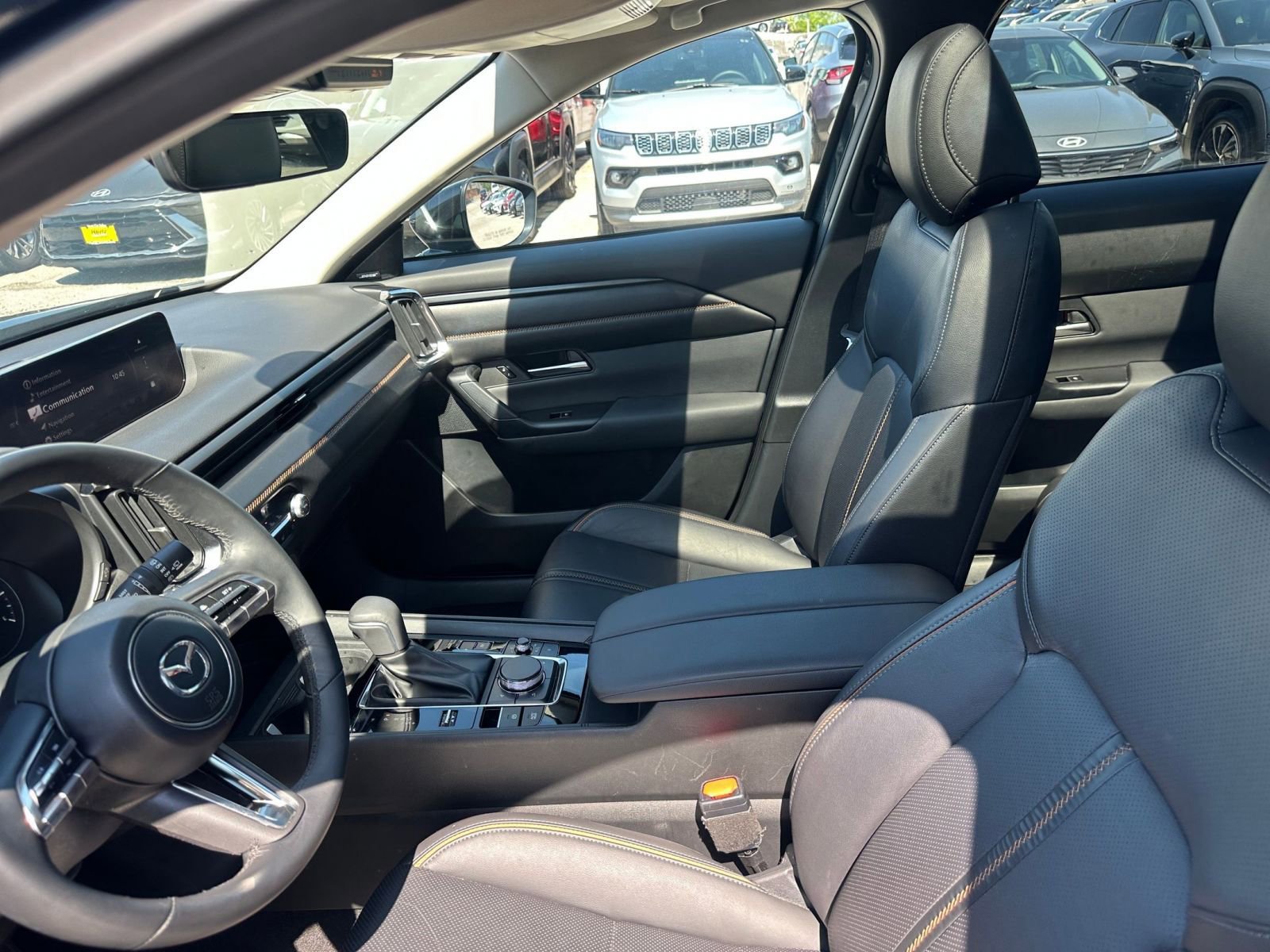 Used 2025 MAZDA CX-50 2.5 Hybrid w/ Premium Plus Pkg AWD/4WD image 29
