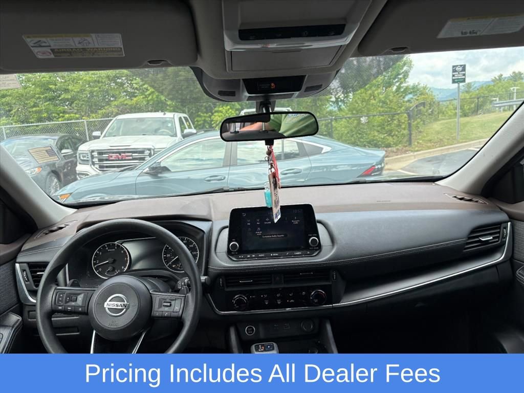 Used 2021 Nissan Rogue S AWD/4WD image 7