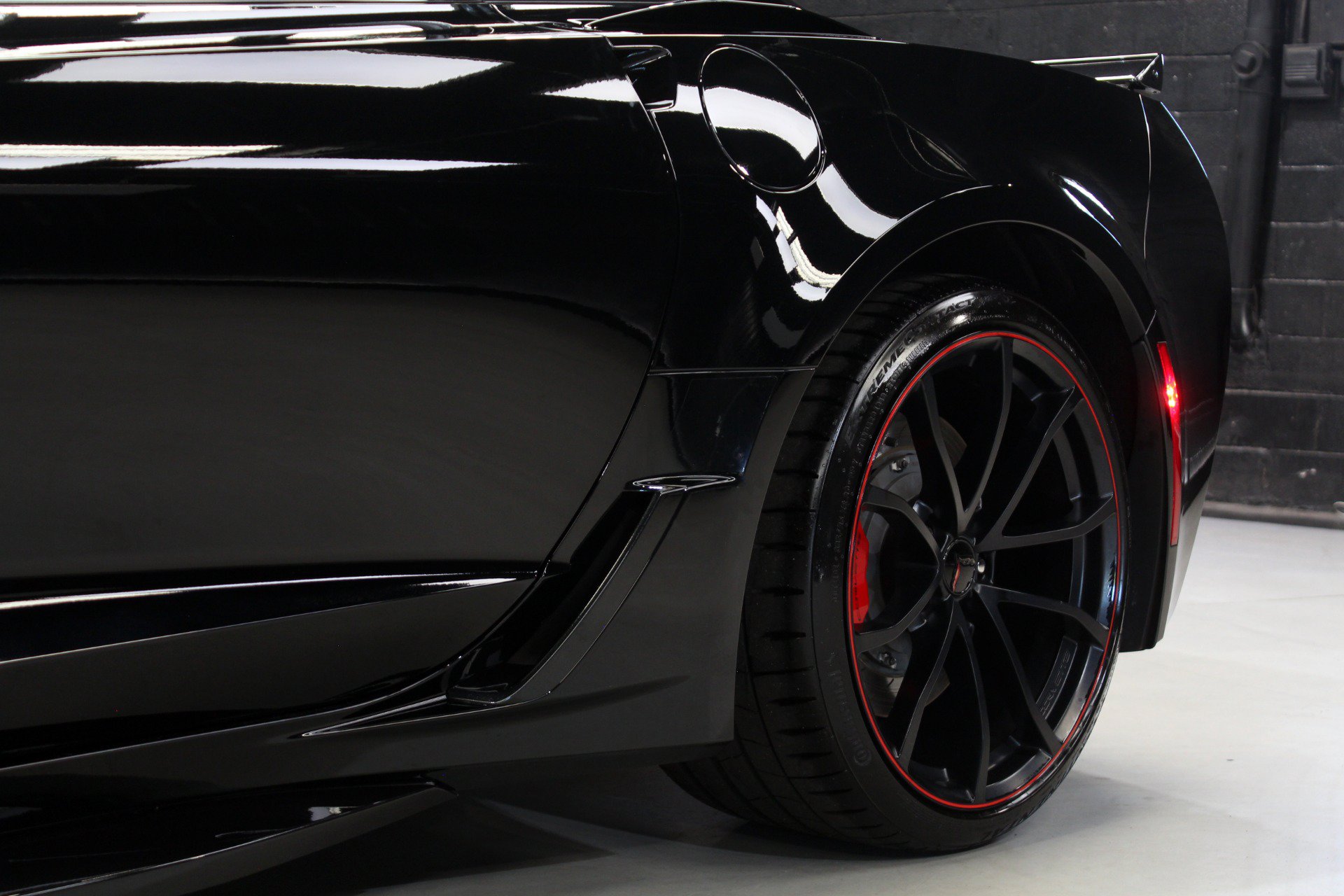 Used 2019 Chevrolet Corvette Grand Sport RWD image 25