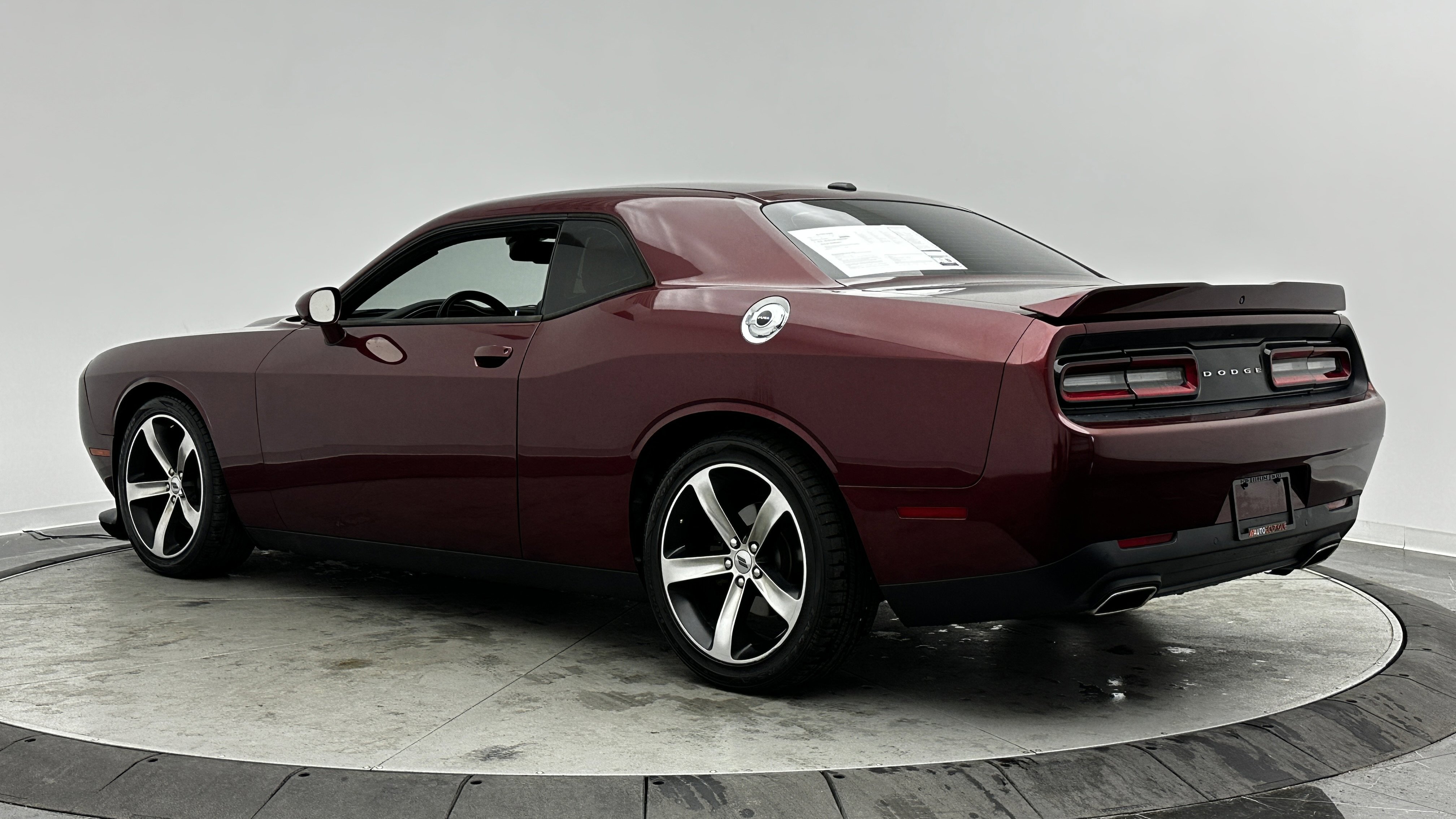 Used 2019 Dodge Challenger GT image 5