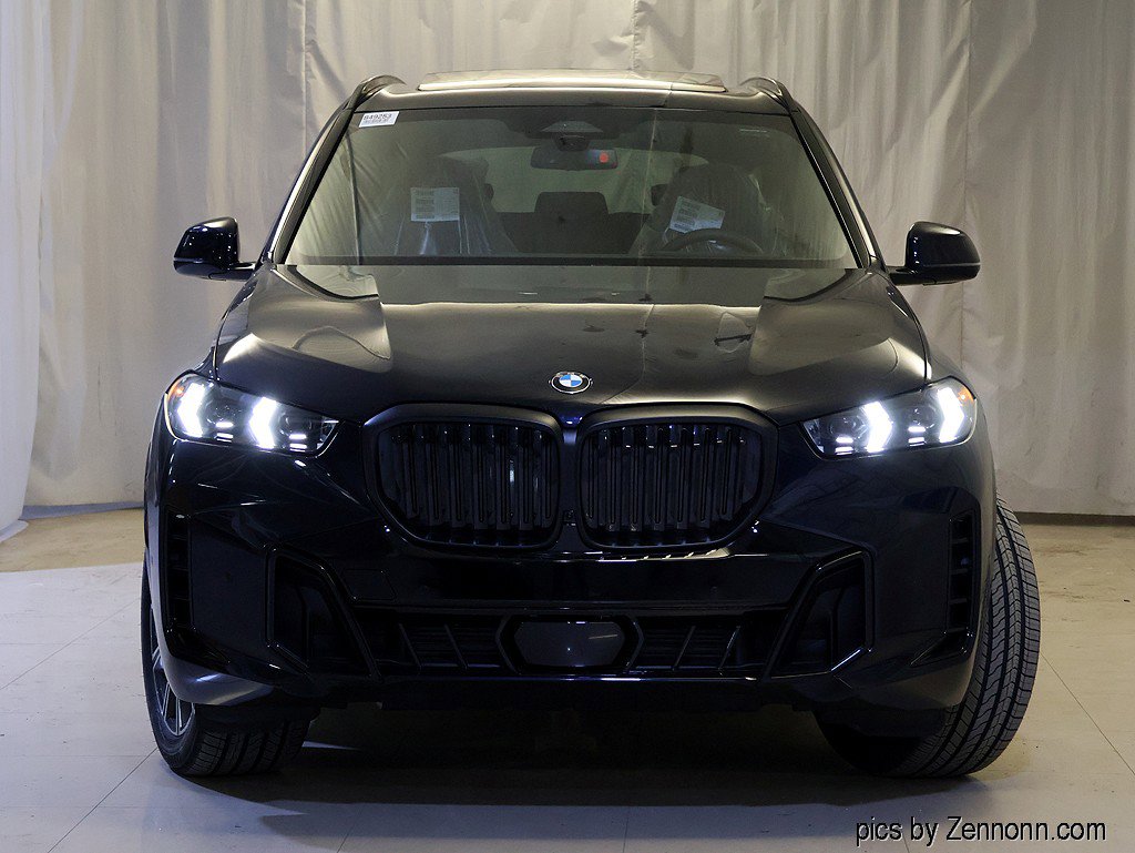 New 2026 BMW X5 xDrive40i w/ M Sport Package AWD/4WD image 5