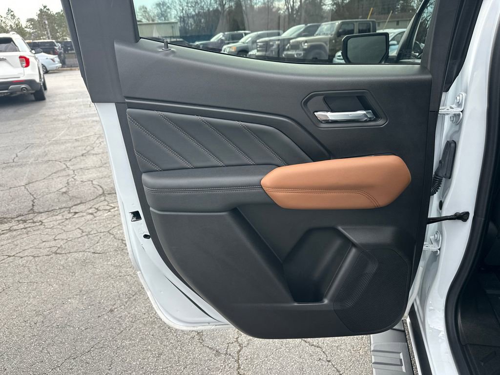 Used 2025 GMC Canyon AT4 w/ AT4 Premium Package image 22