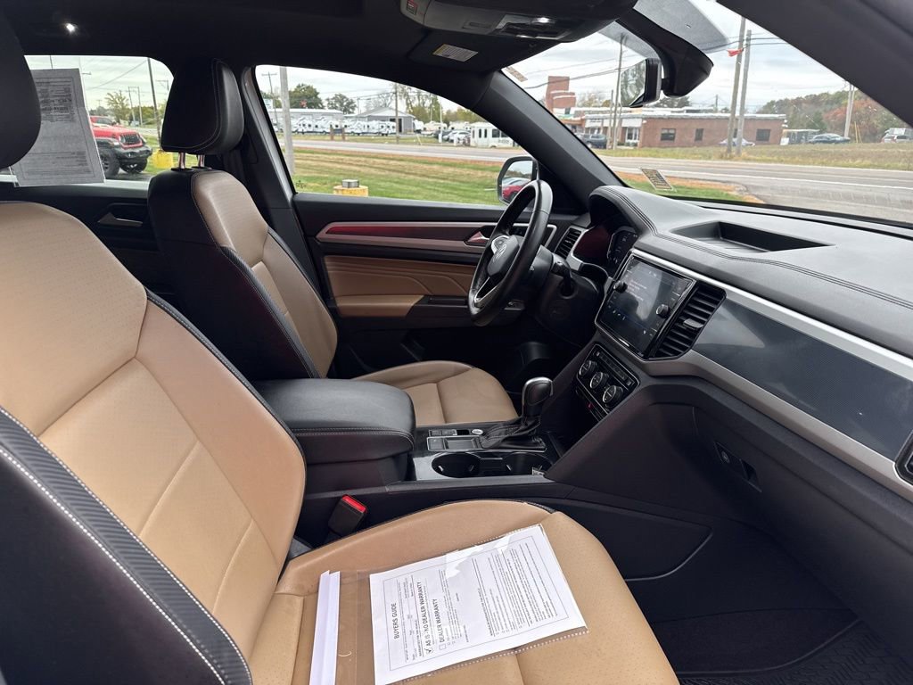 Used 2022 Volkswagen Atlas Cross Sport SE image 18