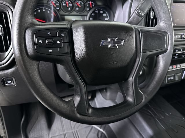 Used 2025 Chevrolet Silverado 1500 Custom AWD/4WD image 11