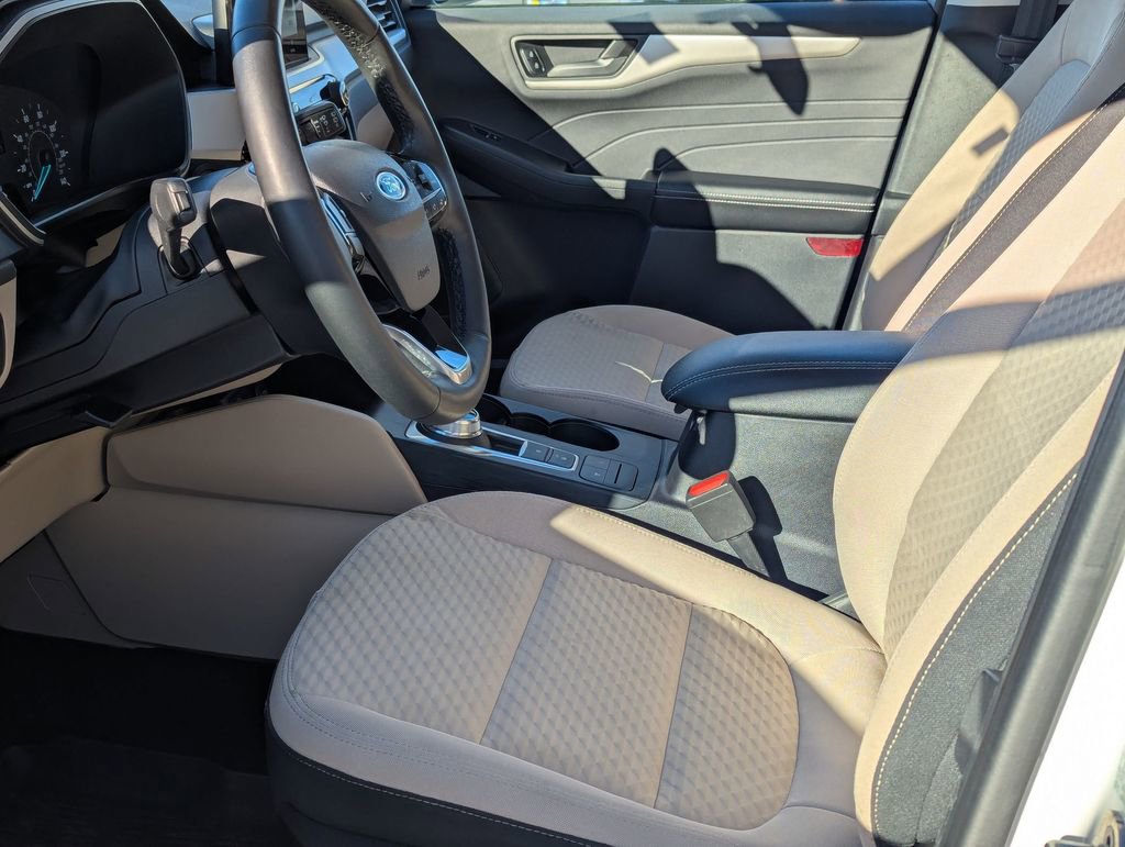 Used 2022 Ford Escape SE w/ Convenience Package image 11