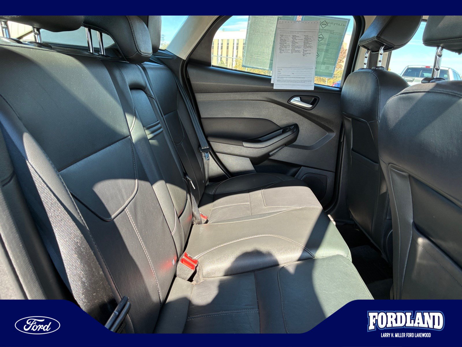 Used 2016 Ford Focus SE w/ Equipment Group 201A FWD image 18