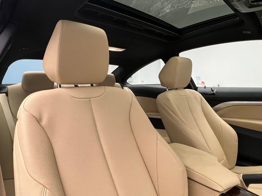 Used 2019 BMW 430i Coupe w/ Convenience Package image 7