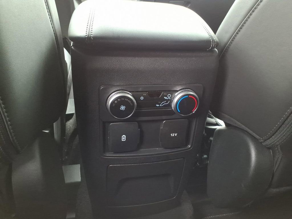 Used 2024 Ford Explorer XLT w/ Equipment Group 202A AWD/4WD image 13