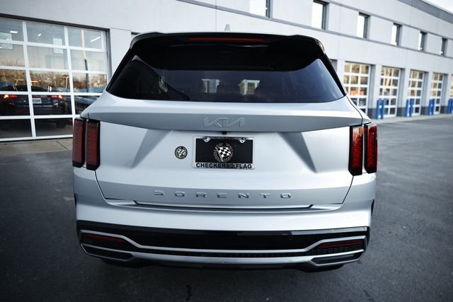 Used 2022 Kia Sorento S image 10