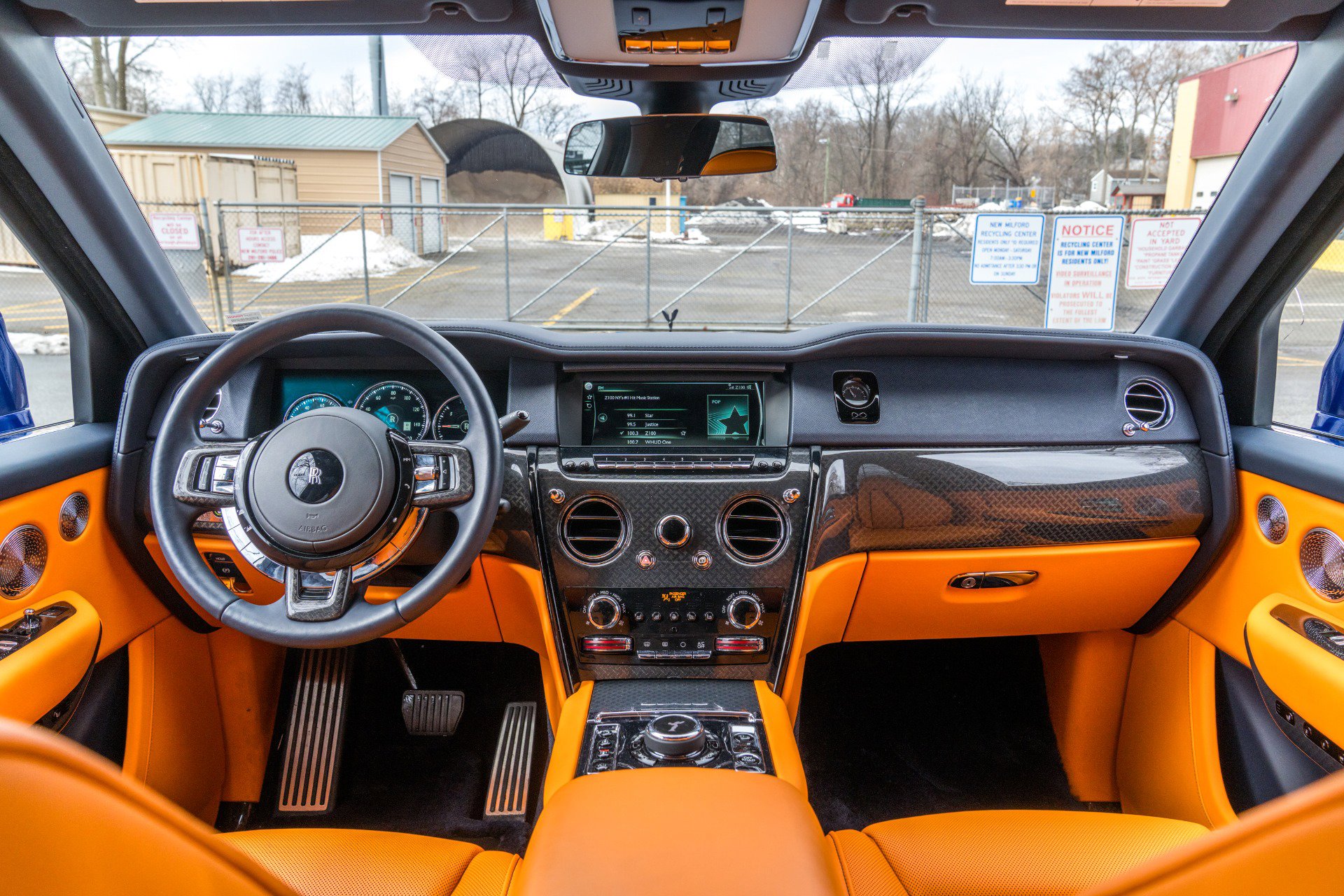 Used 2023 Rolls-Royce Cullinan Black Badge w/ Driver's Package AWD/4WD image 2