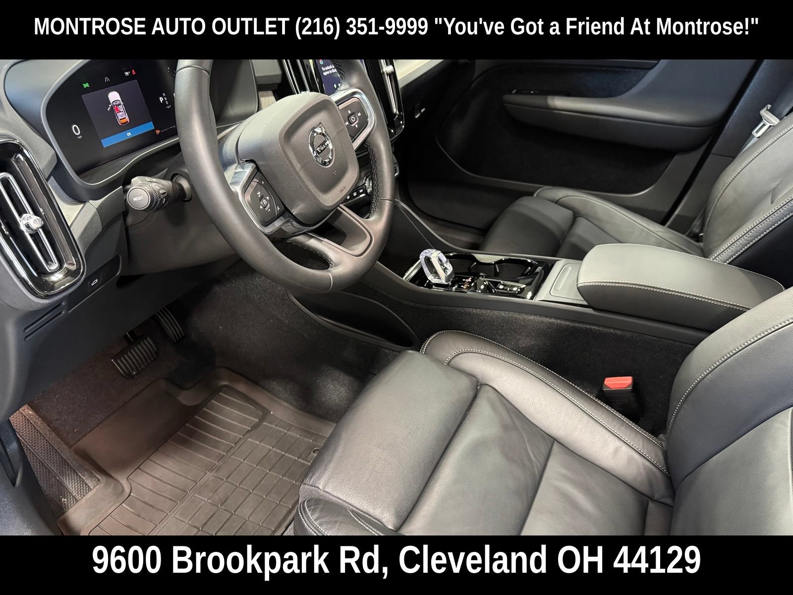 Certified 2023 Volvo XC40 B5 Plus w/ Protection Package Premier AWD/4WD image 17