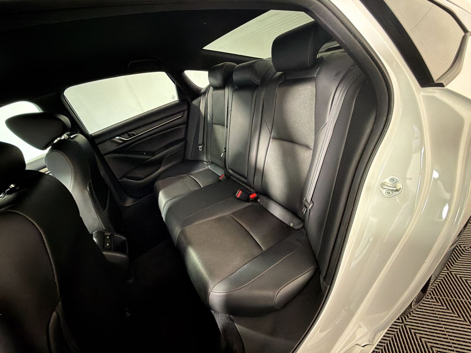 Used 2022 Honda Accord Sport image 24